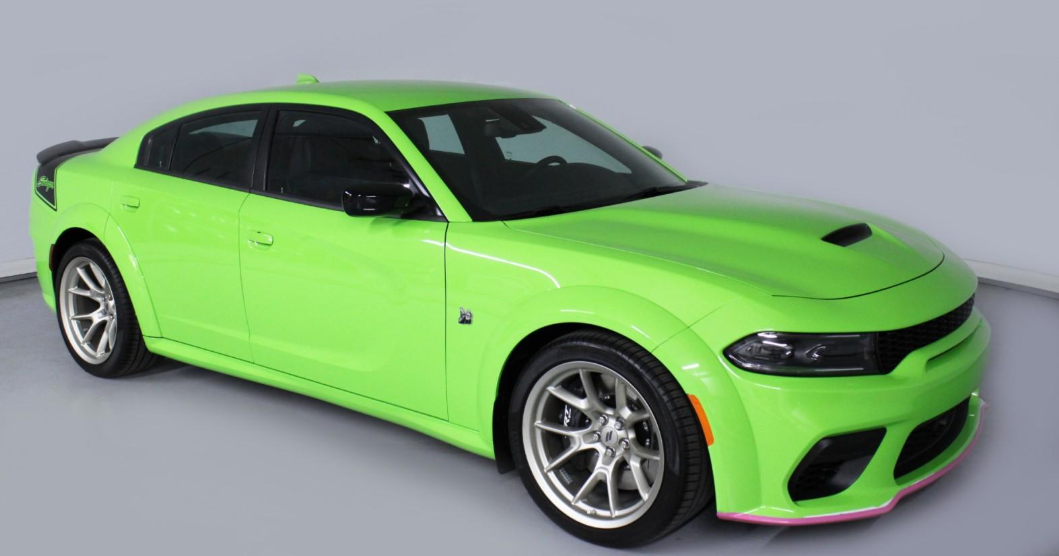 Can You Fit 305 Tires on a Dodge Charger Scat Pack?